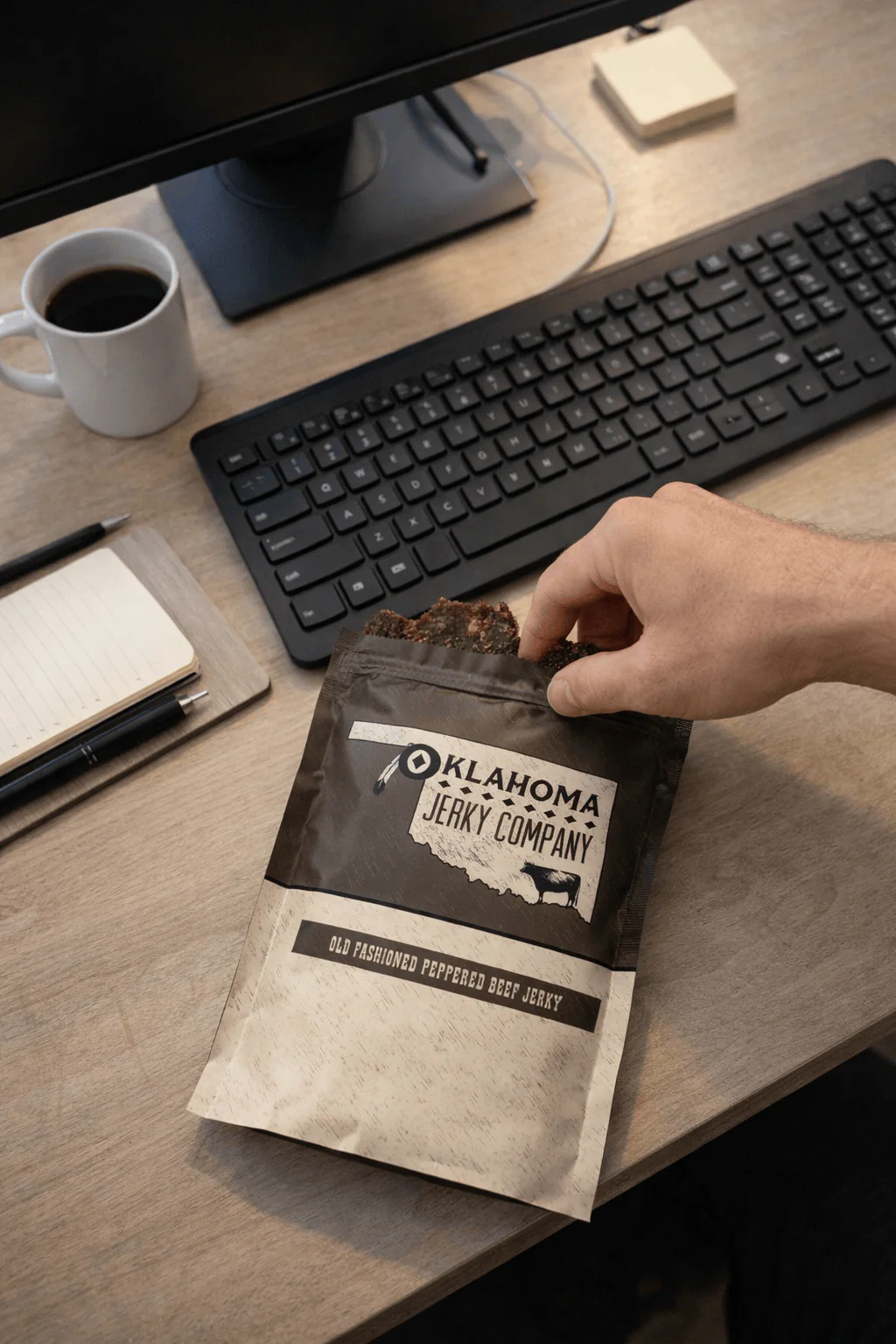 Old Fashioned Style Beef Jerky - Peppered - Image 5